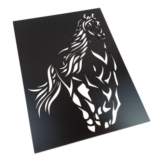 Drevená dekorácia Obraz koňa čierna
